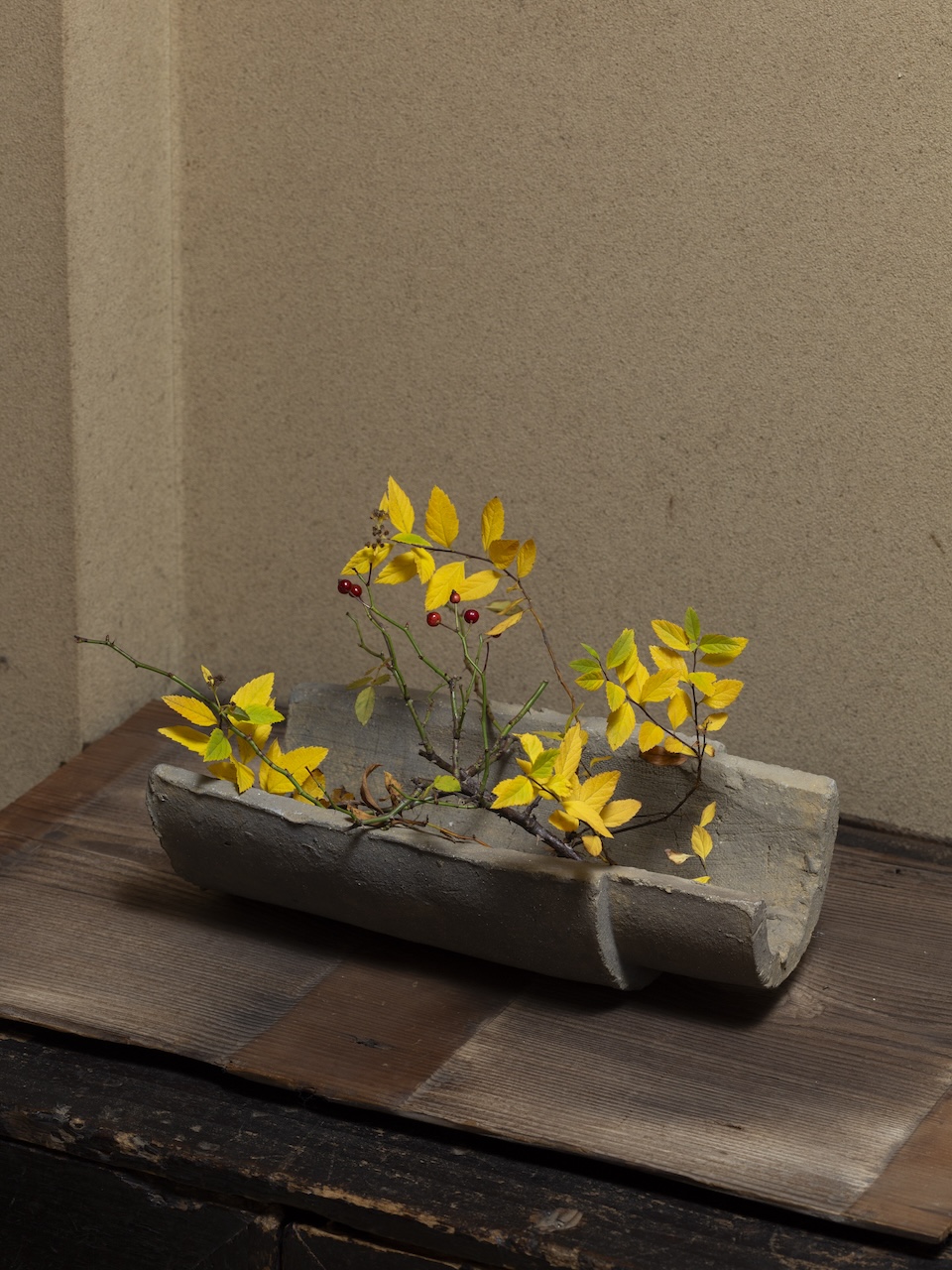 65 国分寺古瓦 | 花と器と 高木孝 | ブログ | 工芸青花 kogei-seika