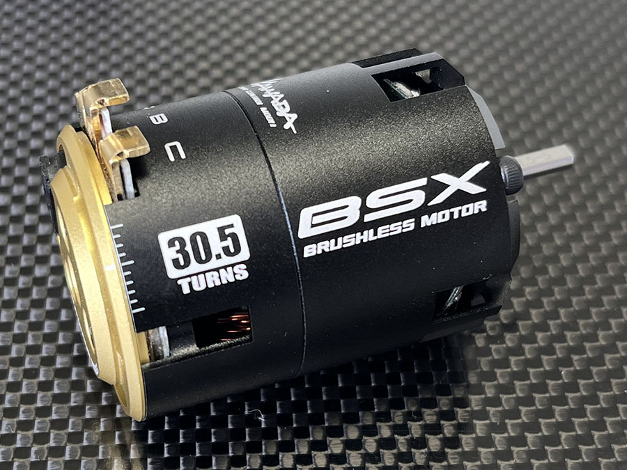 BSXブラシレスモーター30.5T