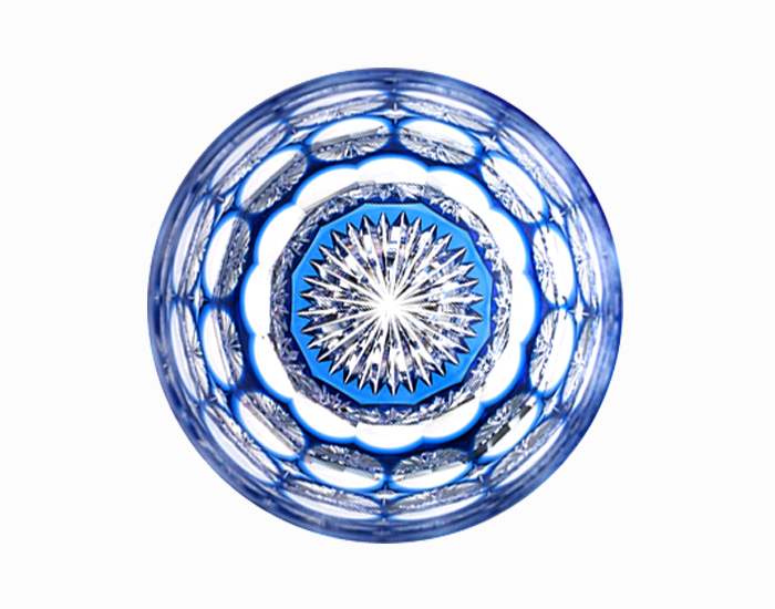 江戸切子 伝統工芸士・鍋谷聰 作 冷酒杯＜紫陽花＞ | カガミクリスタル