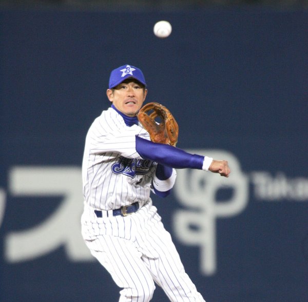 5度の全試合出場 貪欲に結果求め偉業 | ベイスターズ | カナロコ by