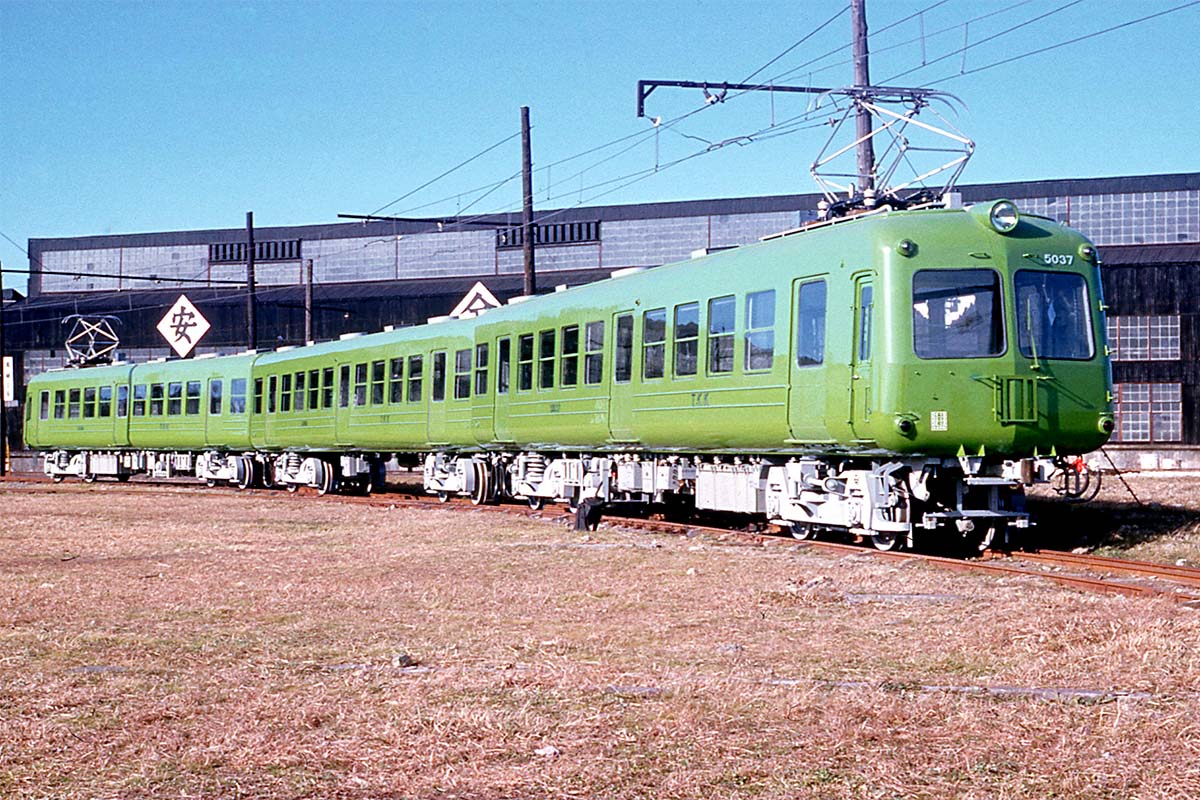 東急電鉄5000系「青ガエル」 70年ぶり故郷・横浜へ | カナロコ
