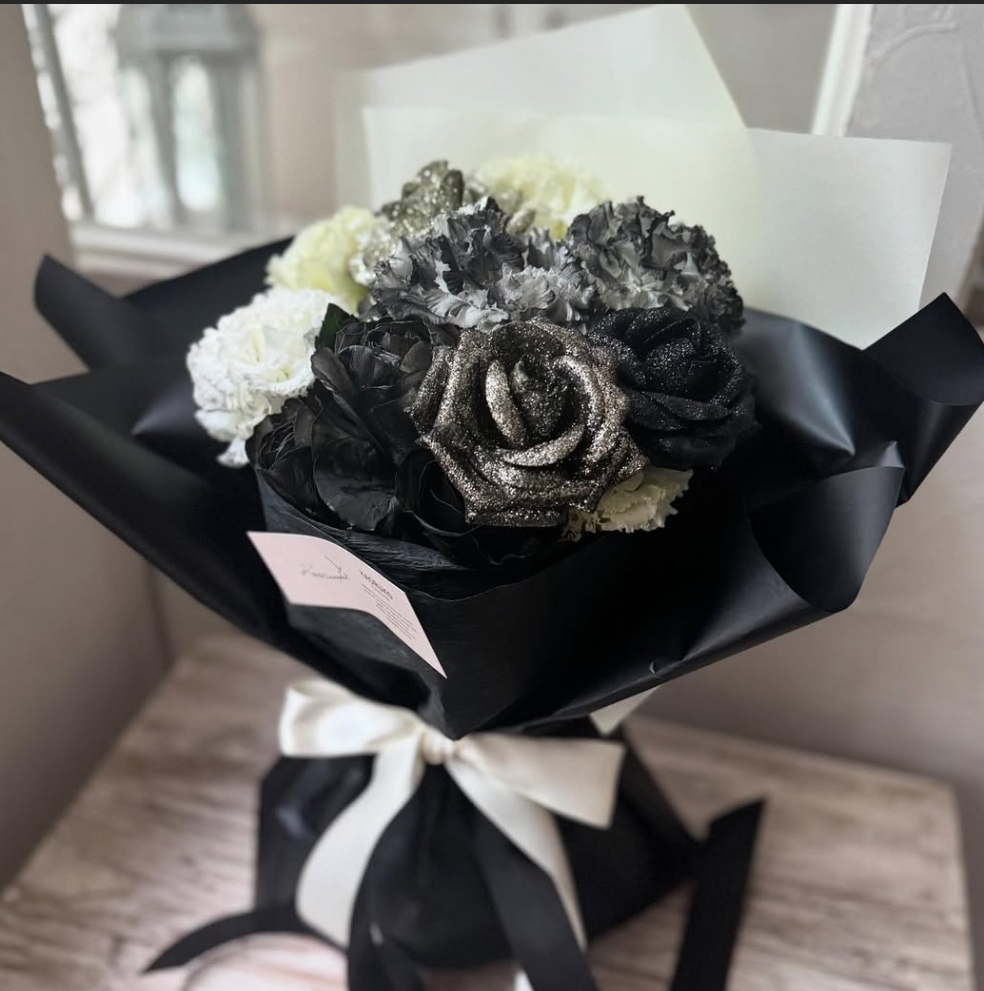 茶色｜フローリスト銀座のご案内｜KAORUKO Florist Ginza