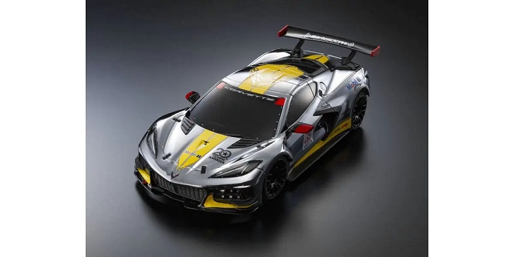 Kyosho Mini-Z MR04 CHEVROLET® CORVETTE® C8.R Chrome / Yellow