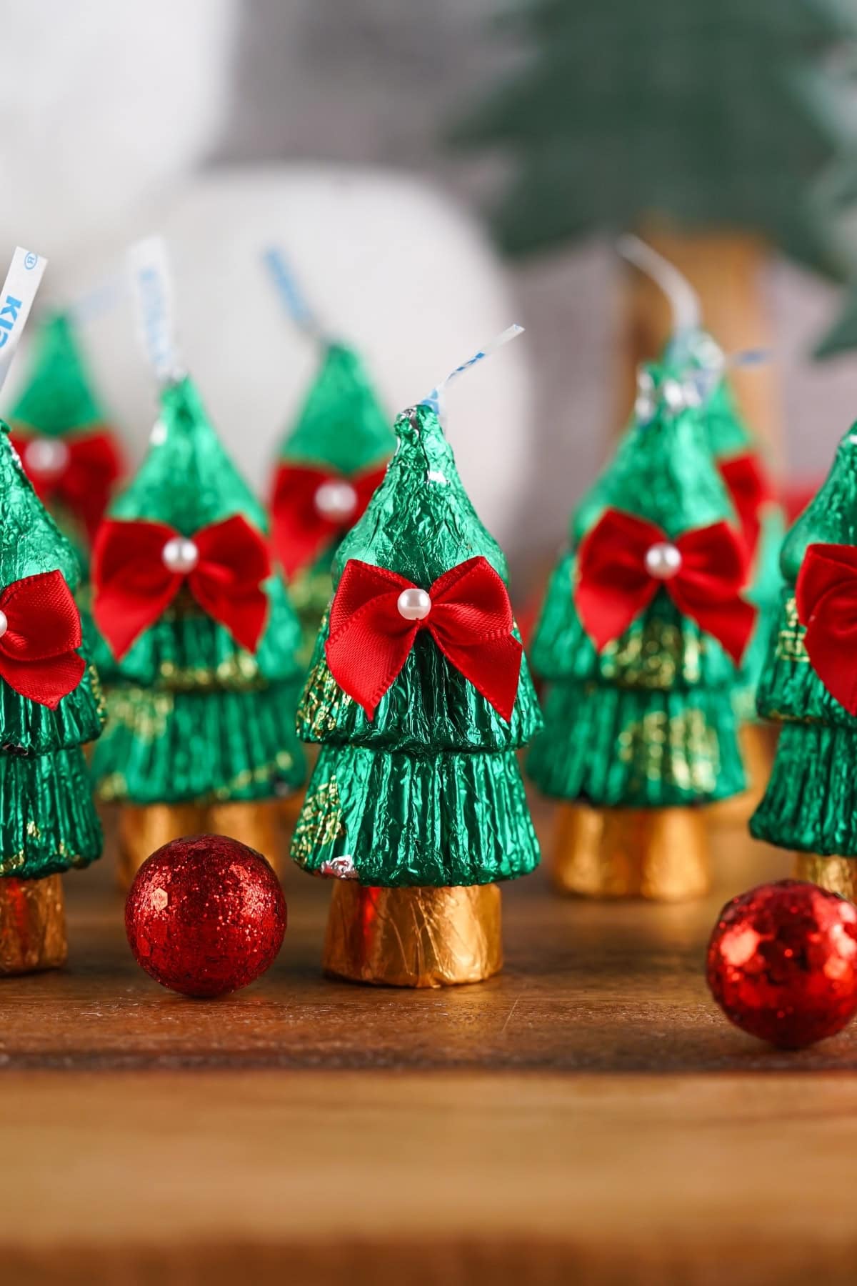 Candy Christmas Trees - Kim Schob