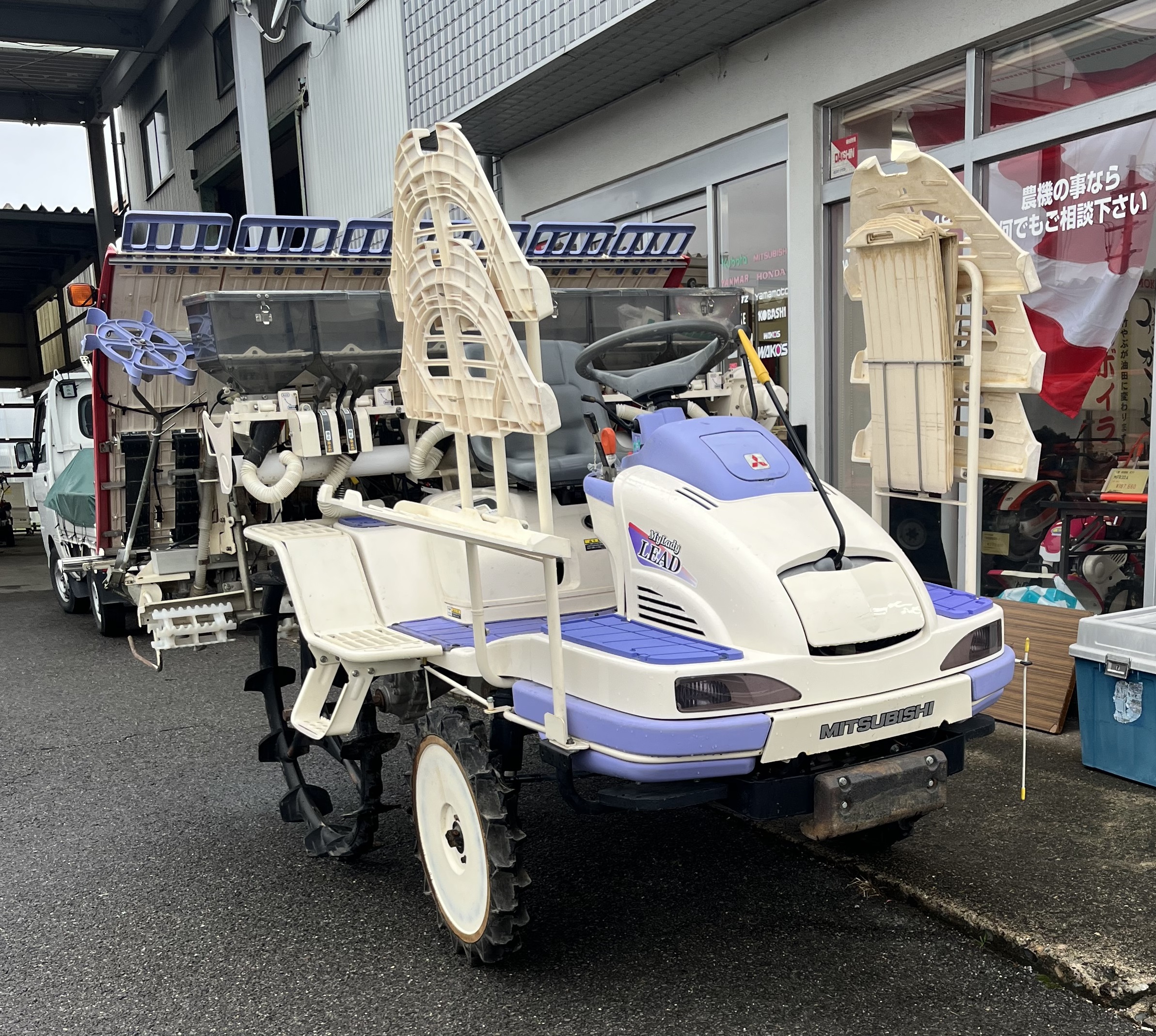三菱田植え機 LV6AN | 株式会社ナカエ