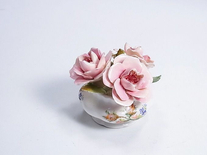 ロイヤル・ドルトンのモスローズ陶花 | 東京世田谷の買取専門店くらし