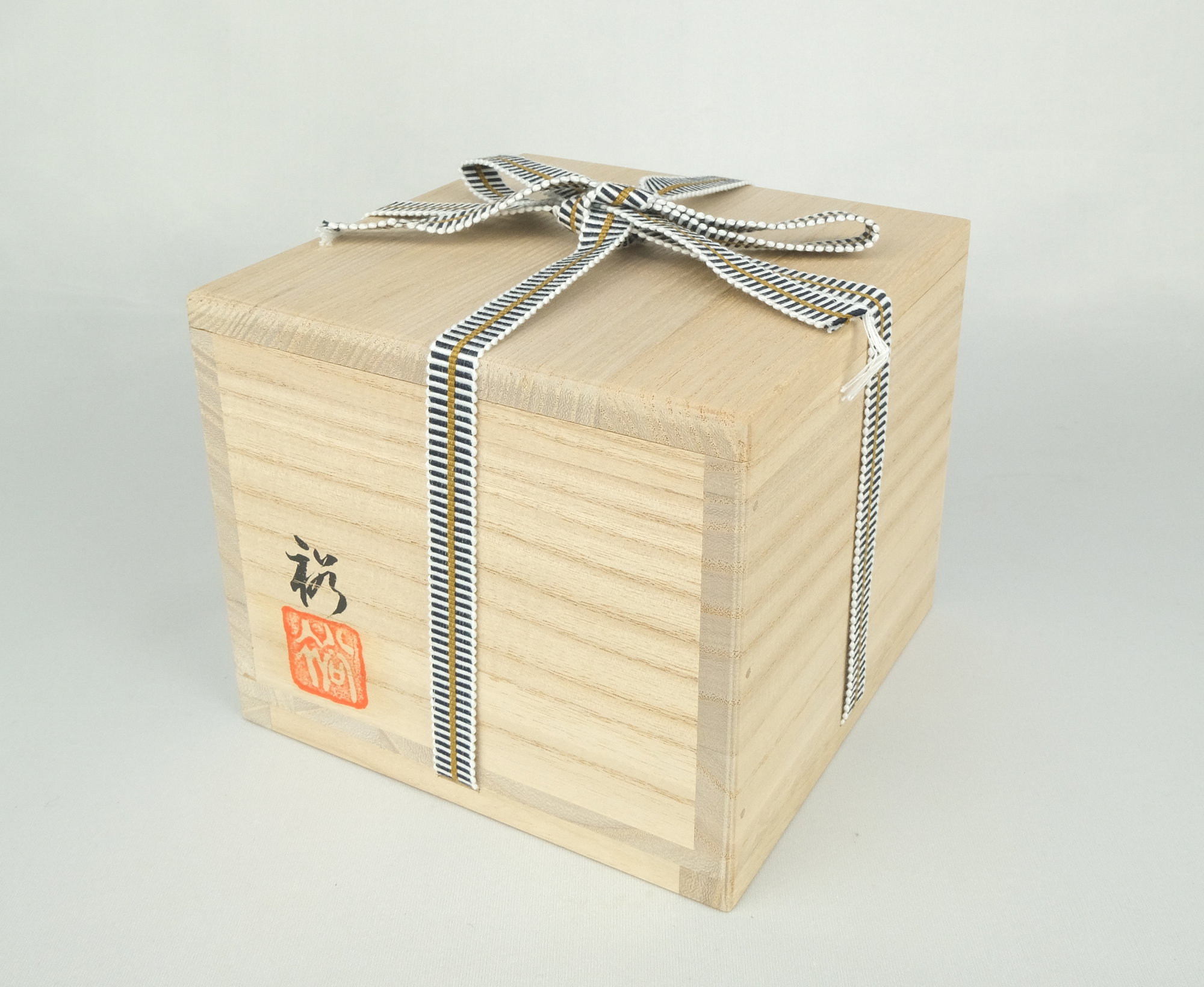 栗山園オンライン通販部 / 新品 瀬戸織部宝船図茶碗 銘「吉祥」 初見裕