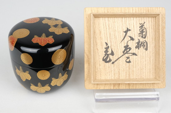 稀少な琉球漆器の逸品唐子人物文卓台