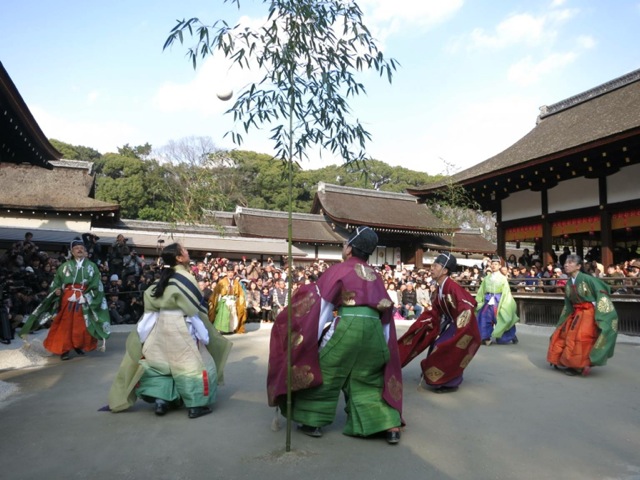 京都の文化遺産を守り継ぐために 「京のみやび『蹴鞠』伝統文化の継承