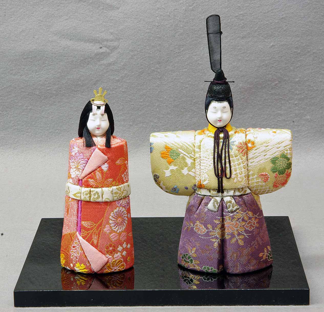 真多呂人形作 桜花立雛 木目込み