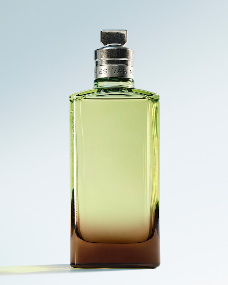 An encounter of azure citrus and smoky oakmoss. Dries Van Noten's