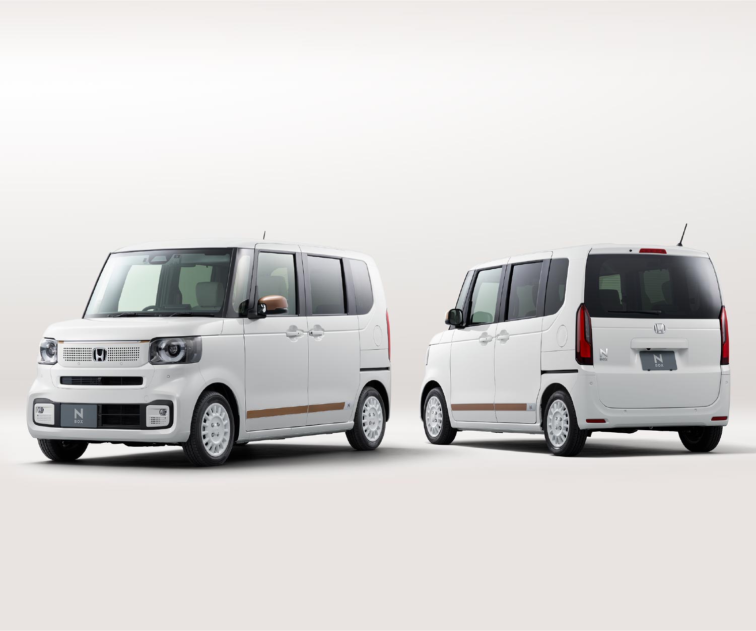 MODERN CASUAL STYLE｜N-BOX｜Honda Access｜Honda公式サイト