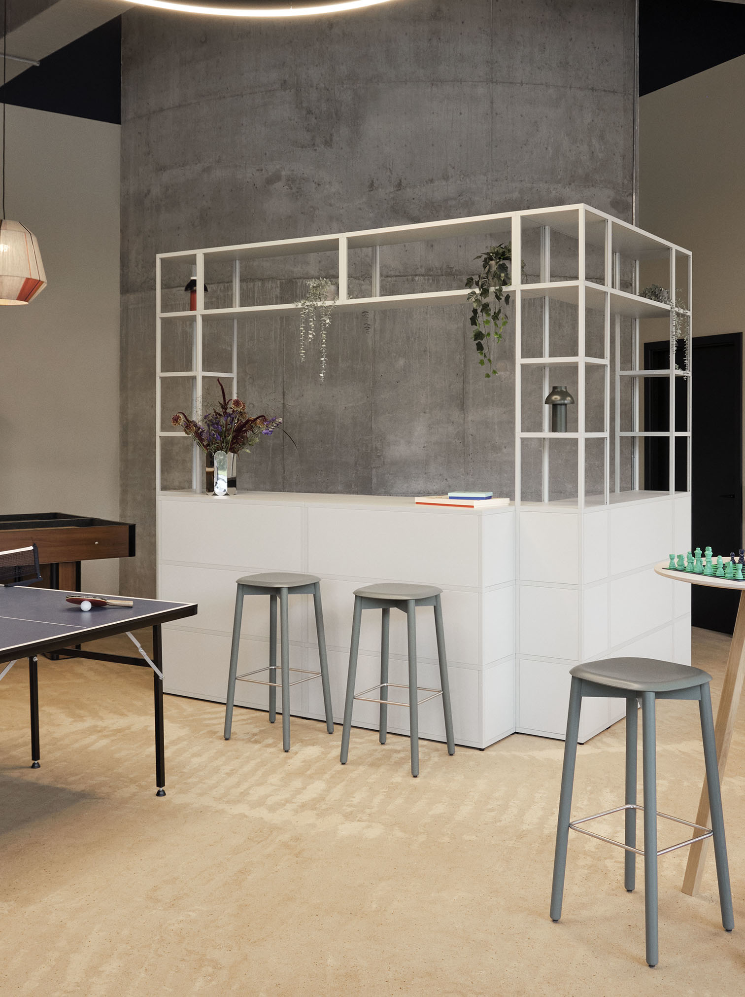 SOFT EDGE 82 BAR STOOL HIGH/ H75 - スツール | 【公式】HAY