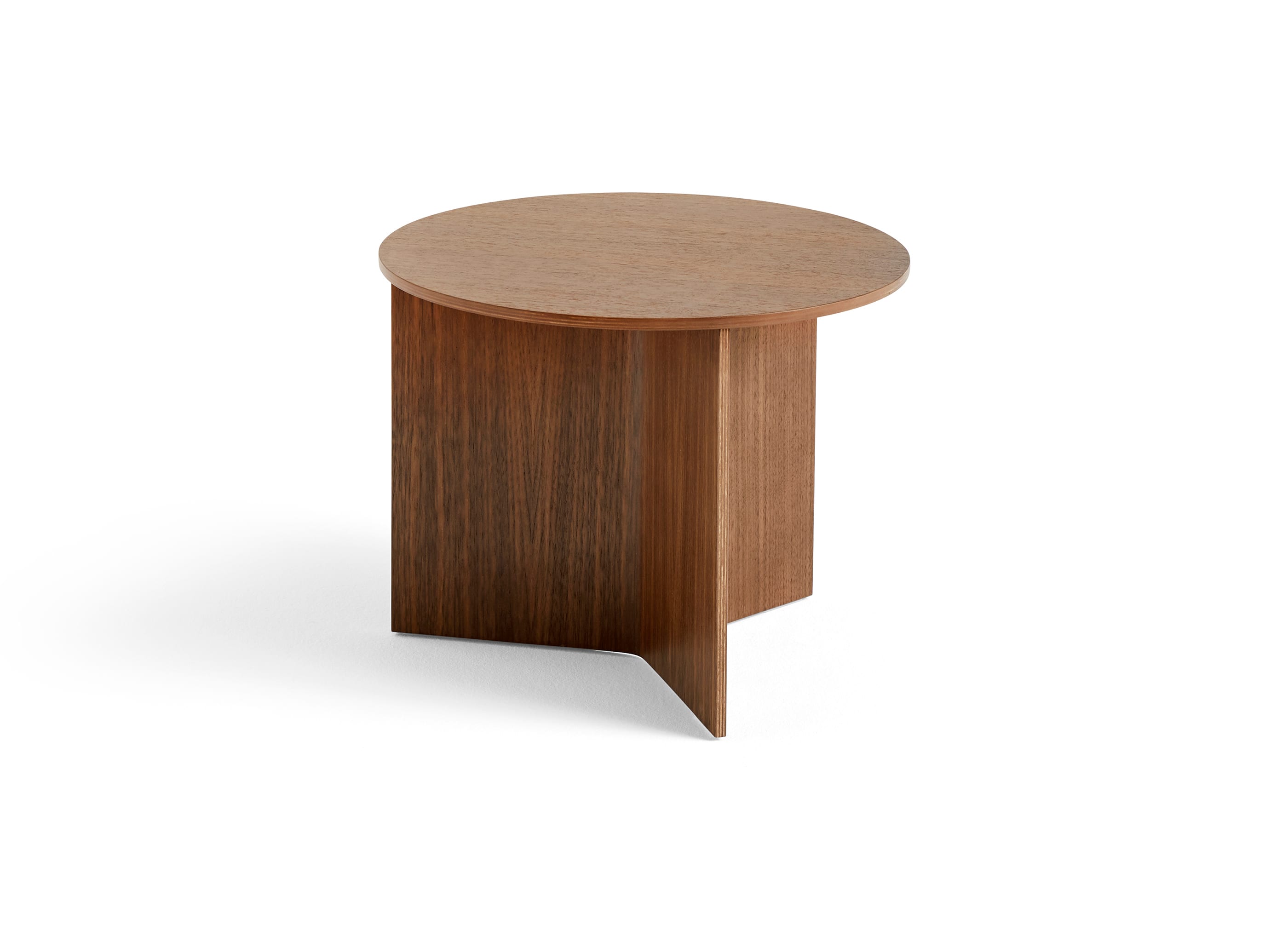 SLIT TABLE WOOD ROUND / Φ45 x H35.5 cm - テーブル | 【公式】HAY