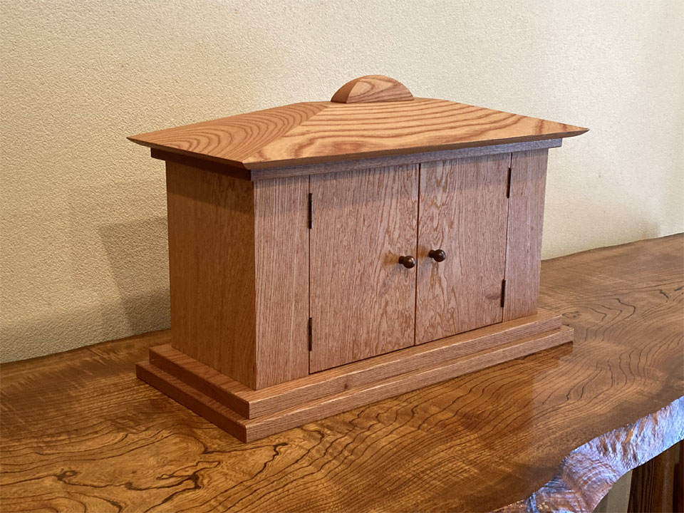 欅（ケヤキ） 厨子：ダイニングテーブルや手作り家具のオーダーは半布