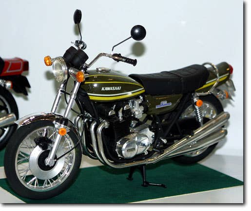 Kawasaki 750RS | HLJ.com