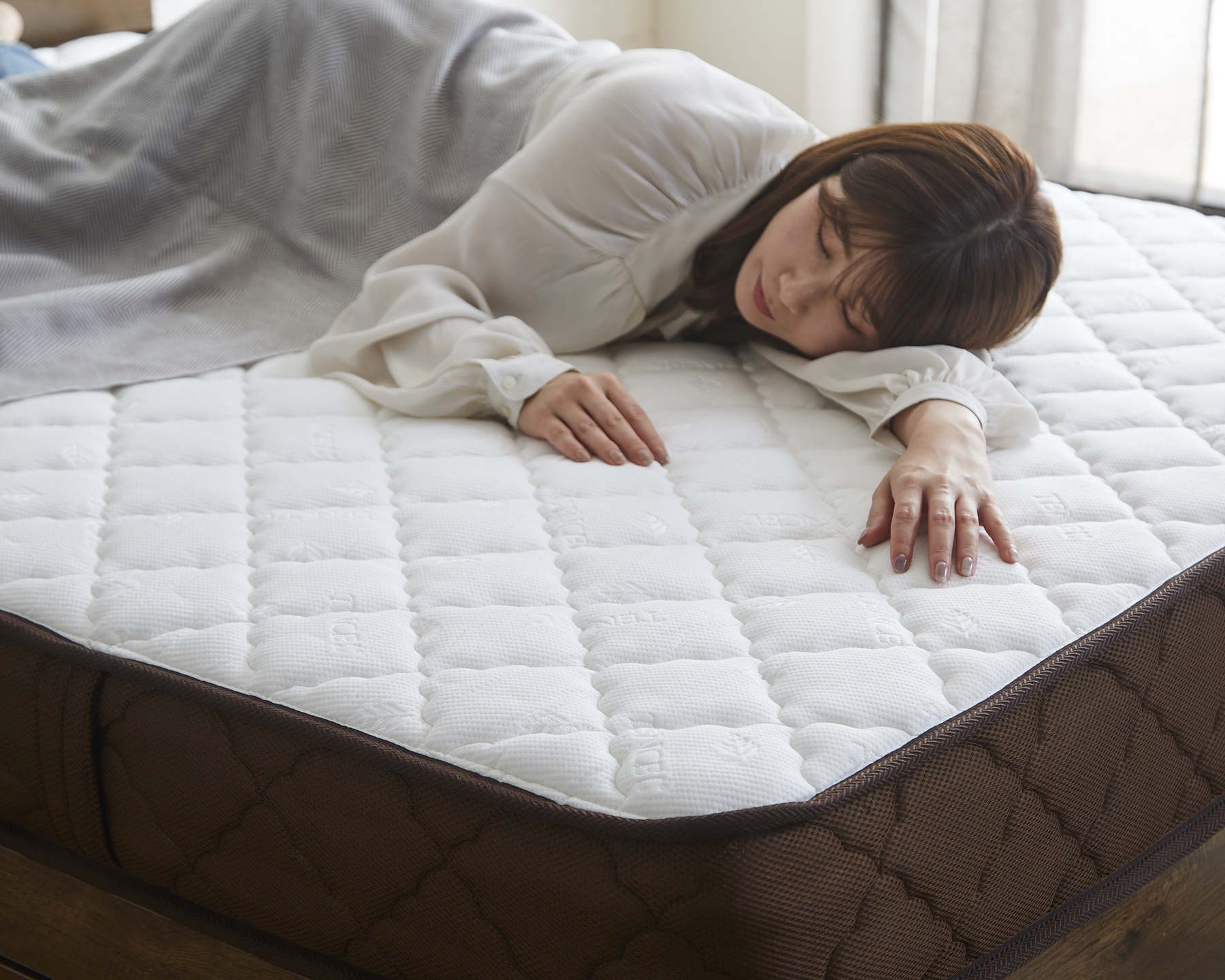 7zone mattress | Interior Office One