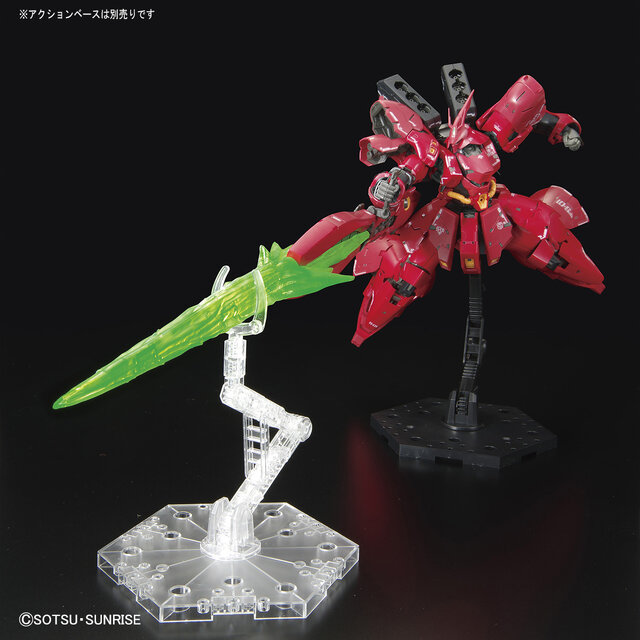 RGガンプラ「MSN-04FF サザビー」発表！実物大νガンダム立像の特別演出