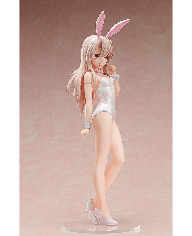 生足がまぶしい…！白バニー姿の「イリヤ」が1/4スケールで再登場ー今後
