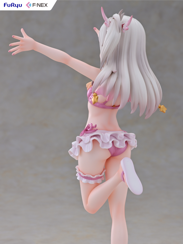 ぷにぷにのお腹に惹かれる？「Fate/kaleid liner プリズマ☆イリヤ