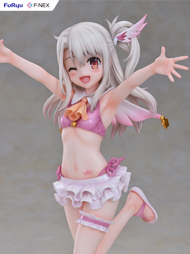 ぷにぷにのお腹に惹かれる？「Fate/kaleid liner プリズマ☆イリヤ