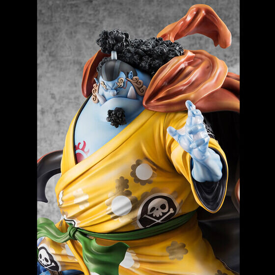 ワンピース」圧倒的サイズ＆迫力な「ジンベエ」フィギュアがすさまじい