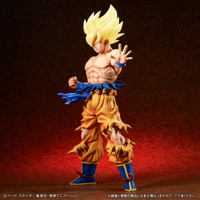 抱えるほど巨大！ドラゴンボールZより「超サイヤ人孫悟空」が全高約