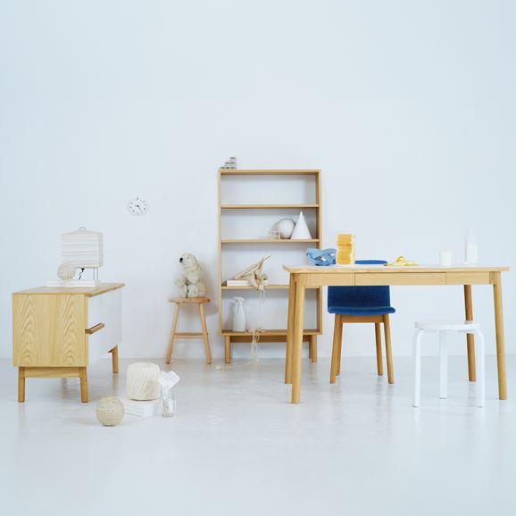 STILT TABLE 1400 White｜ダイニングテーブル｜IDEE SHOP Online