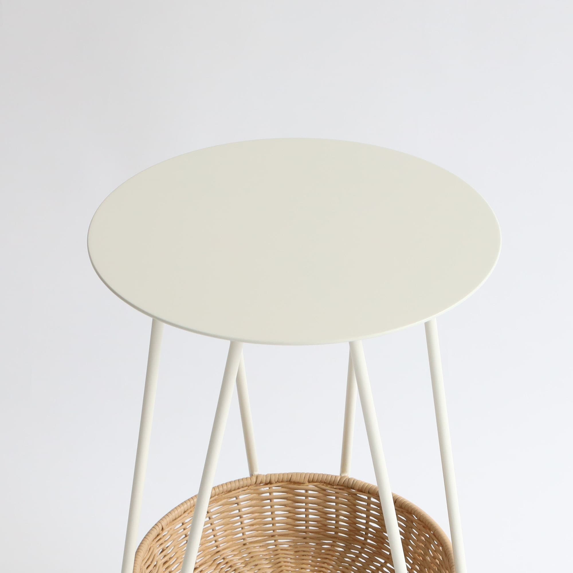 在庫限り】WALLABY SIDE TABLE White｜これまでに販売した商品｜IDEE