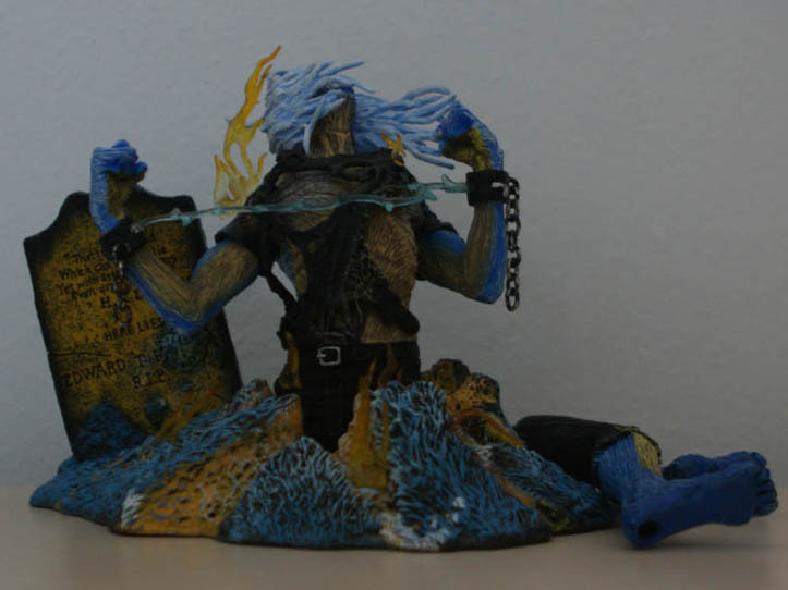Iron Maiden - Live After Death Figure - Iron Maiden Collector