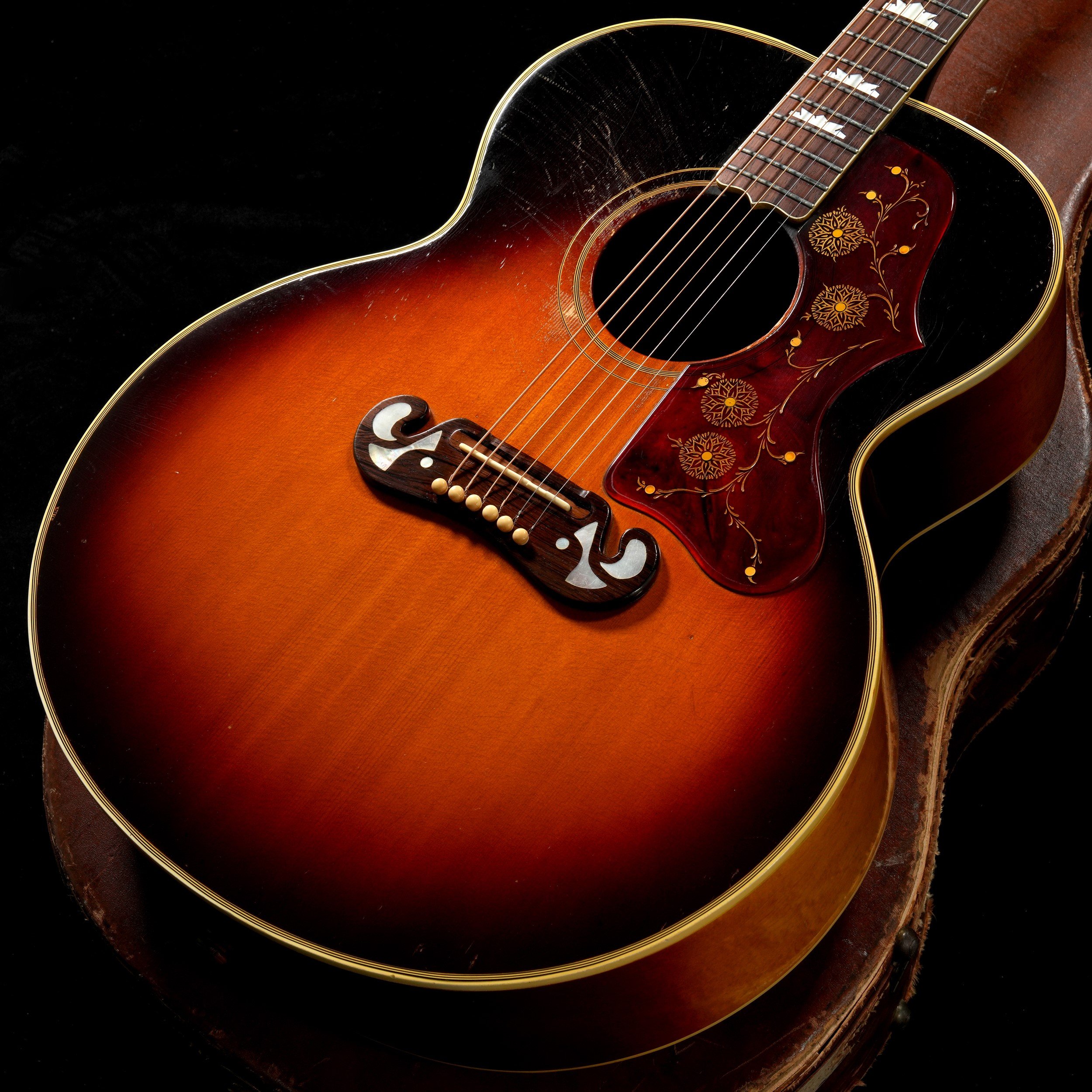 渋谷店VINTAGEブログ＃103】GIBSON / 1962年製 J-200 Sunburst