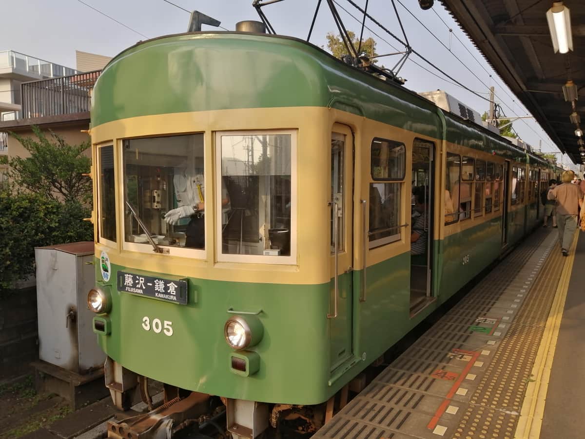 チャリ乗ってんな！」「どけ！」「金だろ」撮り鉄が通行人に次々罵声