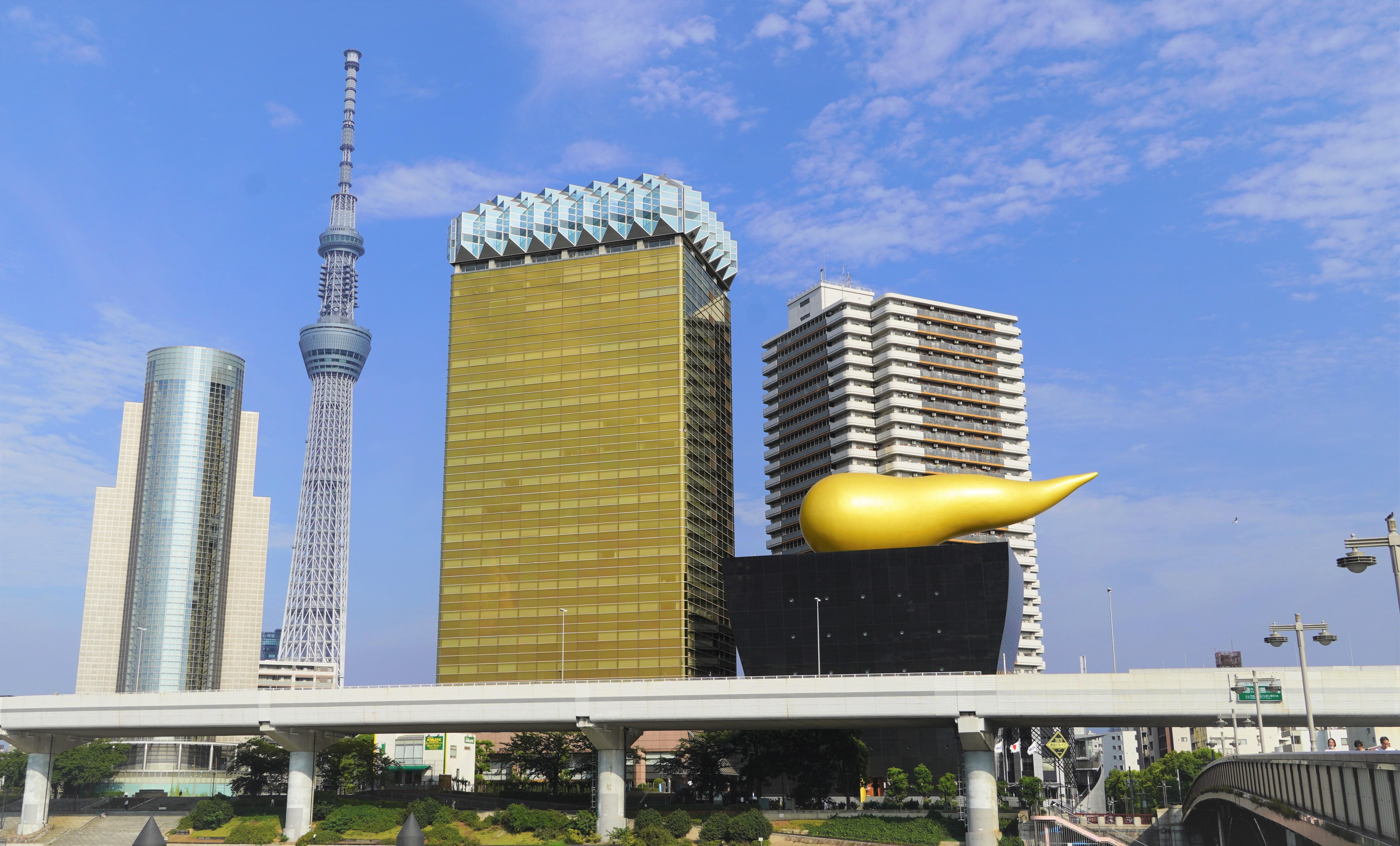 浅草「金のオブジェ」にまつわる噂、本当なの？アサヒグループ広報に