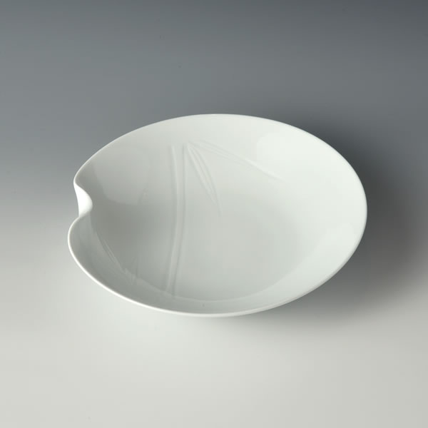 Japan Pottery Net / 白磁一方押竹彫皿
