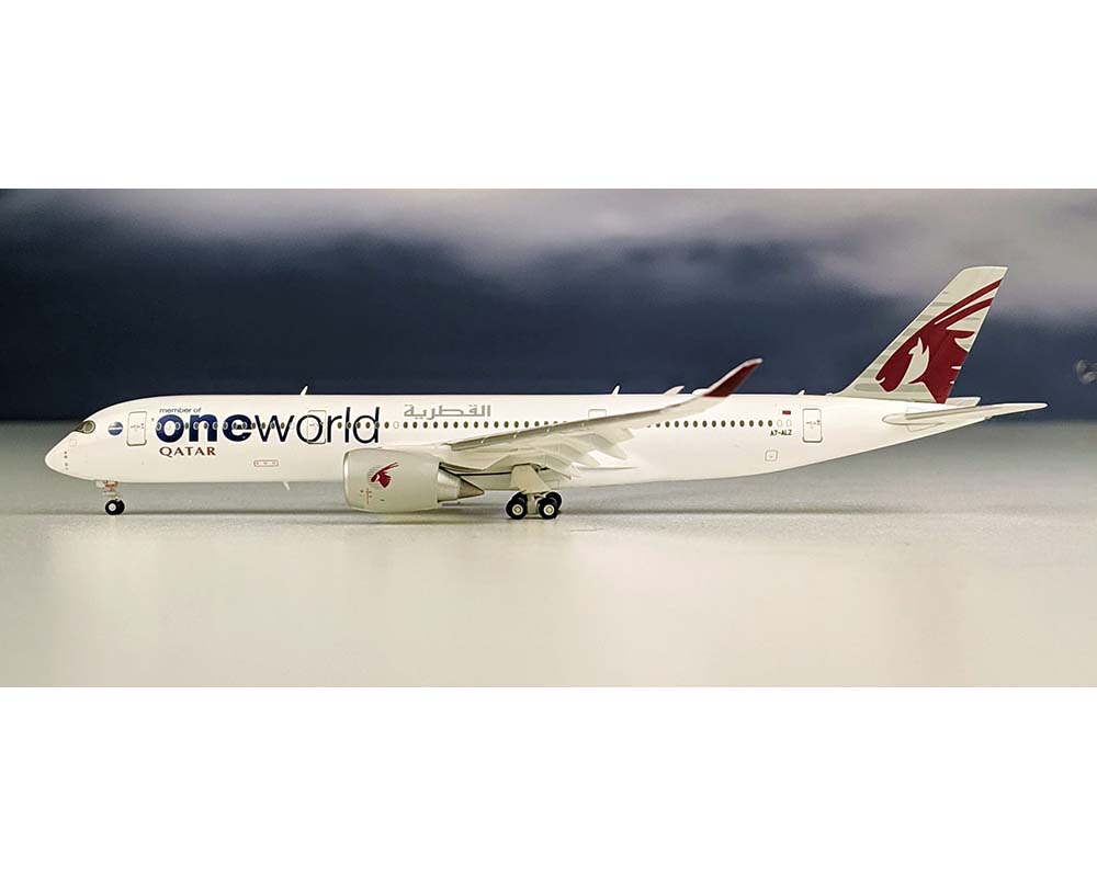 www.JetCollector.com: QATAR AIRWAYS A350-900 ONE WORLD LIVERY