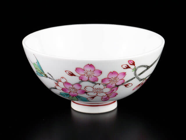 天皇陛下愛用の名窯作 茶碗 色絵桜図 - JTOPIA