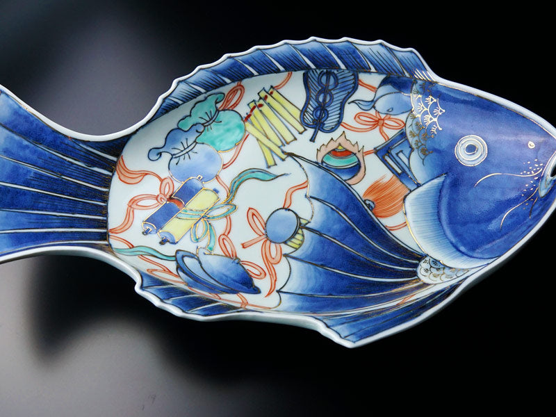 献上金襴手様式】特大絵皿 染錦本金色鍋島吉祥鯛図