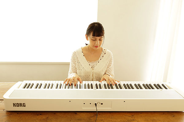 KORGのビギナー向けの電子ピアノB2をご紹介いたします。