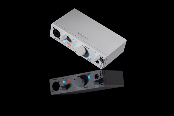 ARTURIAのオーディオインターフェイス『MINIFUSE1』がアウトレット品