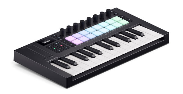 novationのコンパクトMIDIキーボードLaunchkey Mini 25 MK4をご紹介