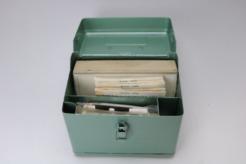 ドイツ軍用 薬箱 Medicine Box old and tools /北欧アウトドア Old and