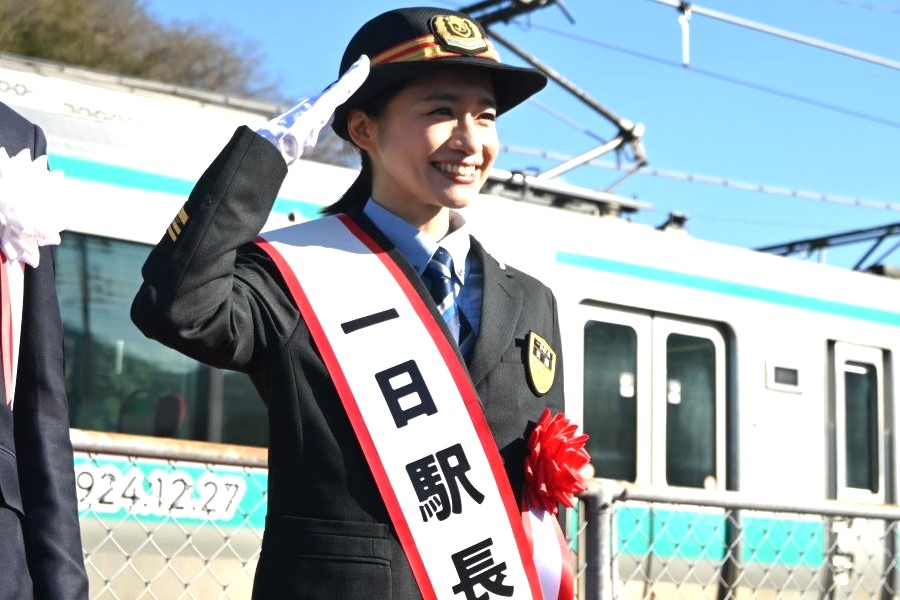 100周年加古川線、利用者減で斉藤雪乃1日駅長利用呼びかけ | Lmaga.jp