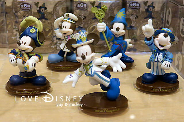 2021年11月1日発売「東京ディズニーシー20年間の思い出をギュッと