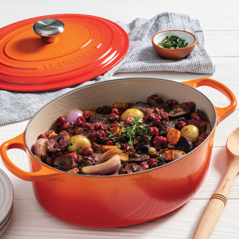 Oval Dutch Oven | Le Creuset®