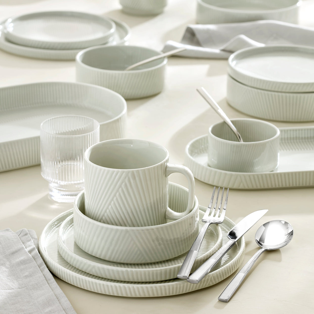 Modulus Vapor 12-Piece Dinnerware Set – Lenox Corporation