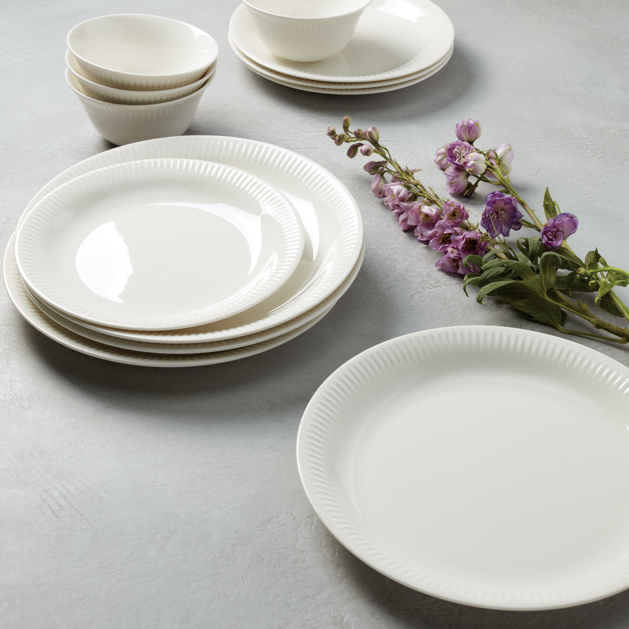 Profile White Dinner Plates - Set of 4 – Lenox Corporation