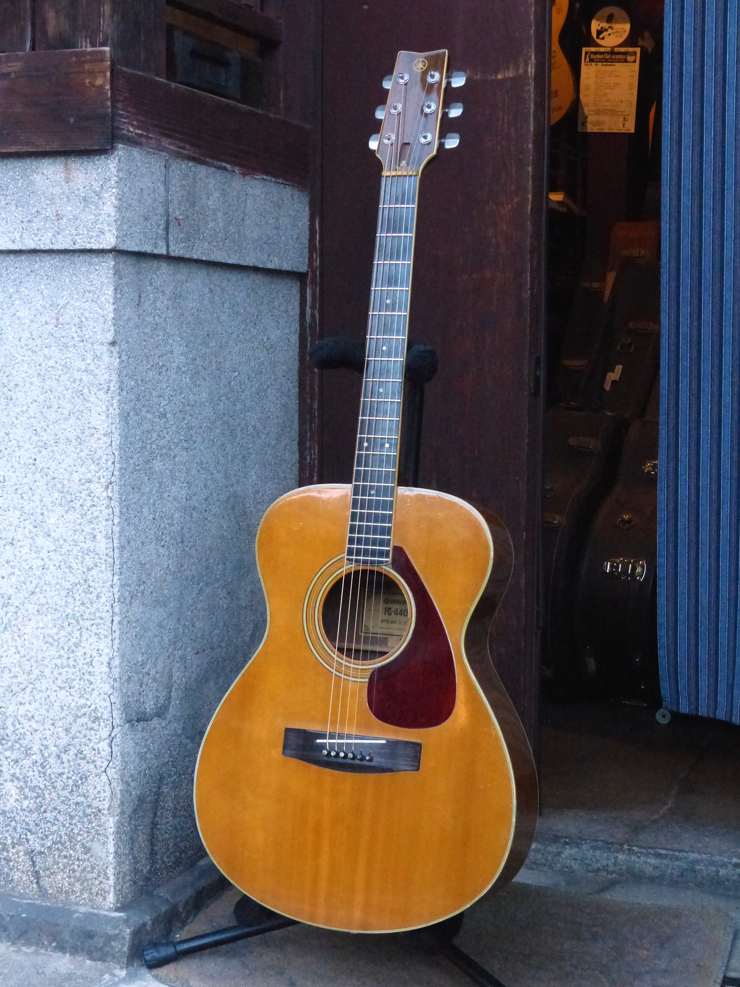 YAMAHA '73 FG-440 – 京町家のギターショップ ライトニン