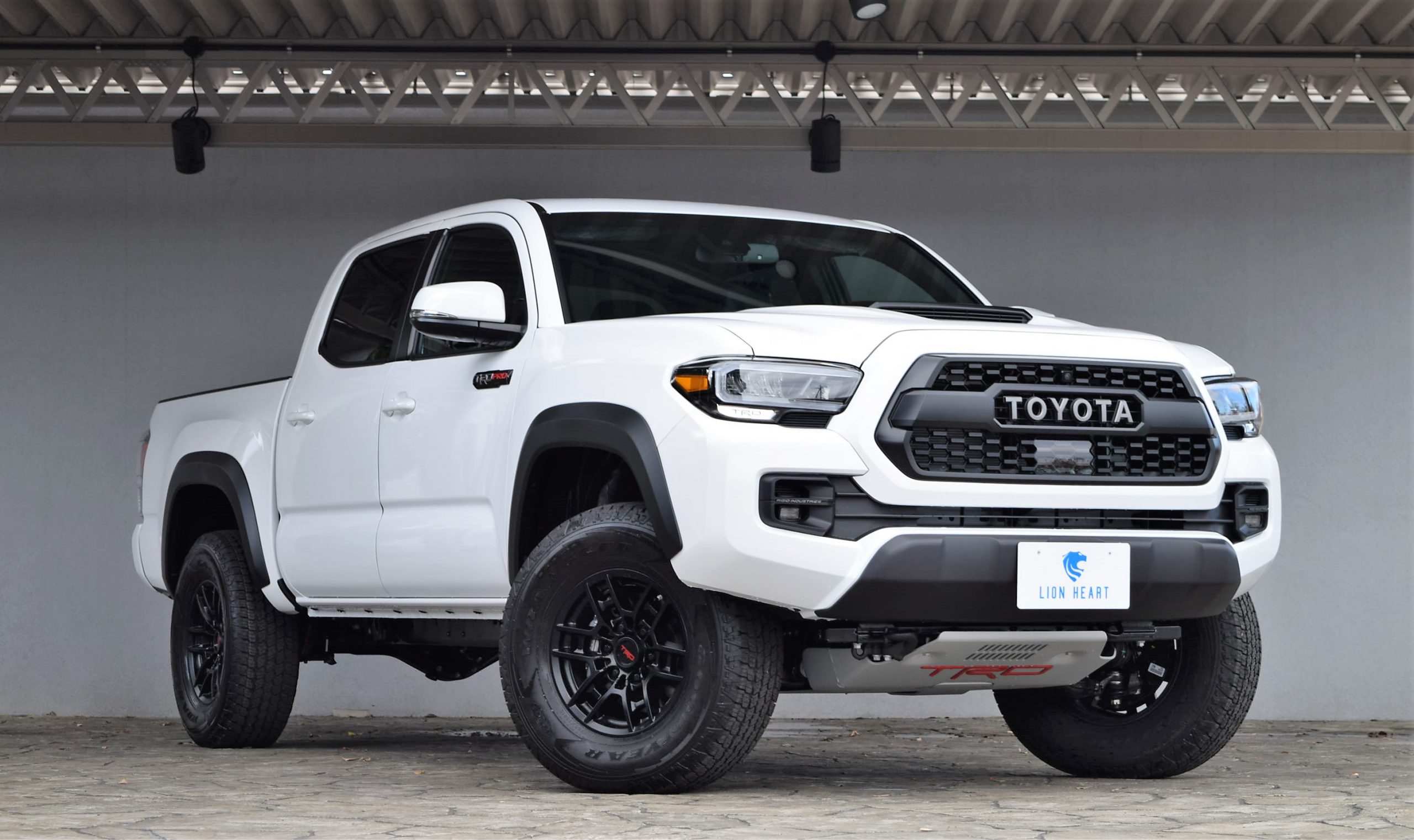 新車 米国トヨタ タコマ TRD PROを徹底解説いたします！ | LION HEART
