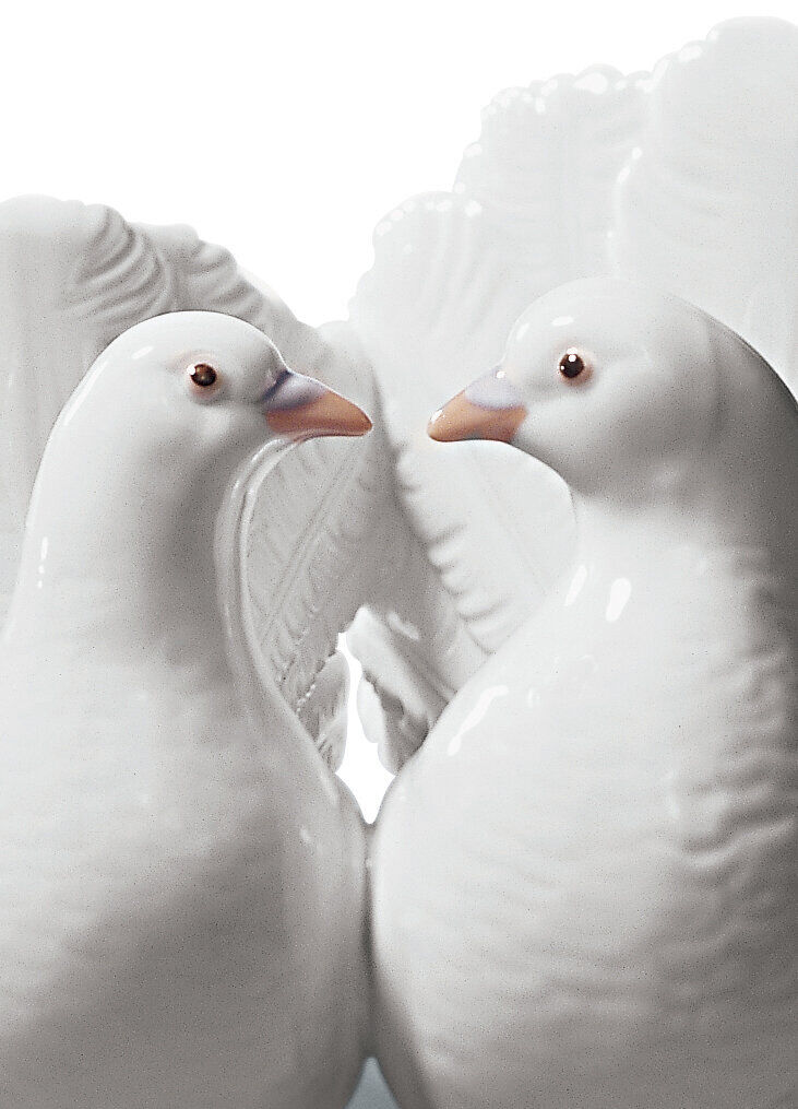 つがいの鳩 | リヤドロ公式オンライン