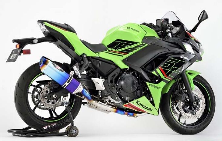 アグレッシブな走りが楽しめる BEETからNinja650用フルエキマフラー